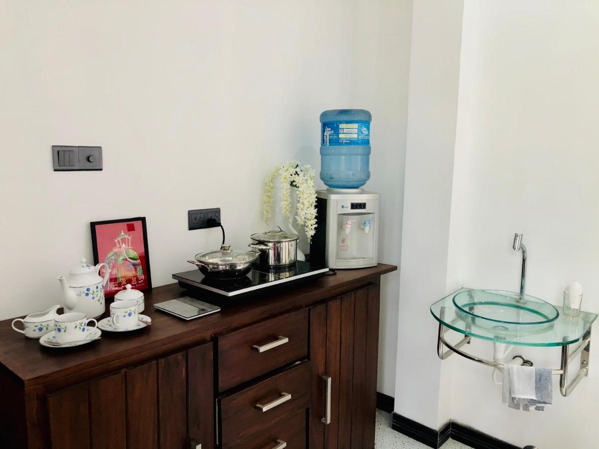 Siri'S Residency Apartment Habaraduwa Exterior photo
